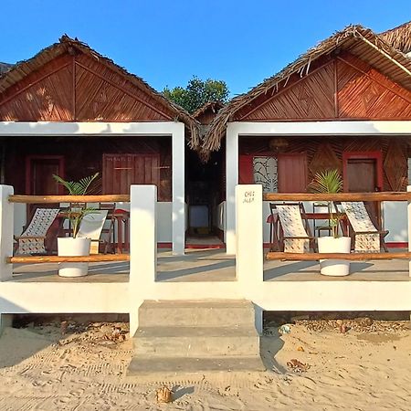 Chez Alex Bed & Breakfast Nosy-Be Dış mekan fotoğraf
