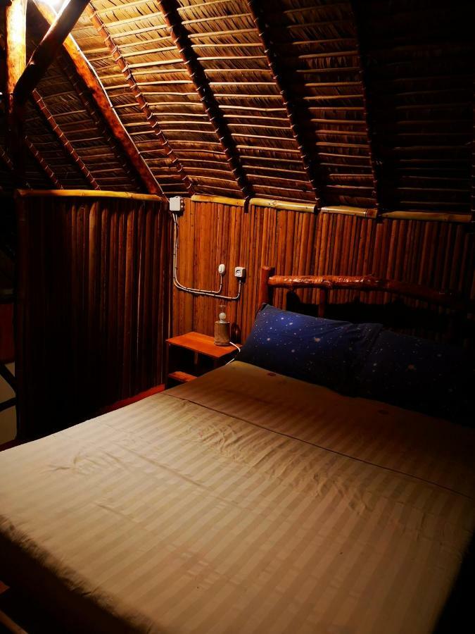 Chez Alex Bed & Breakfast Nosy-Be Dış mekan fotoğraf